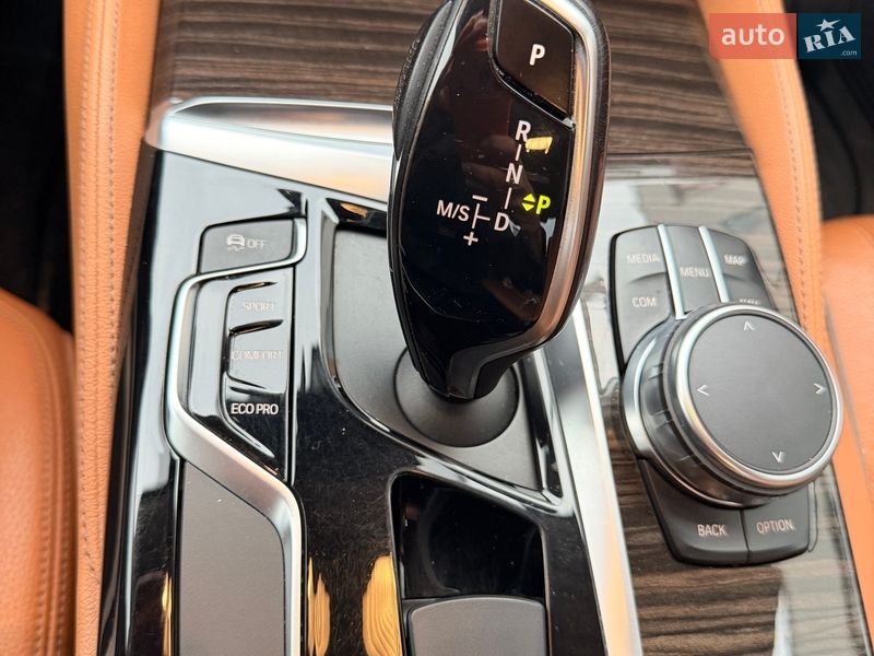 Седан BMW 5 Series 2017 в Львове фото 14 Седан BMW 5 Series 2017 в Львове