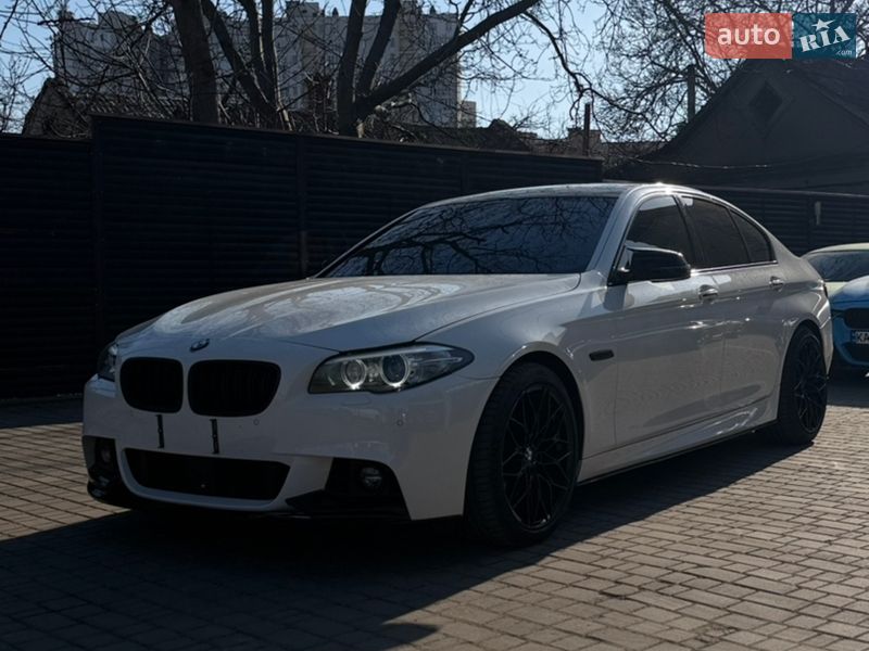 Седан BMW 5 Series 2014 в Одессе