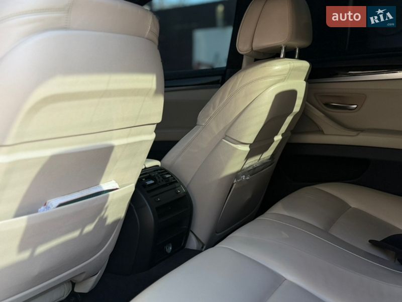 Седан BMW 5 Series 2014 в Одессе