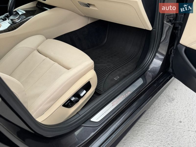 Седан BMW 5 Series 2017 в Львове фото 56 Седан BMW 5 Series 2017 в Львове