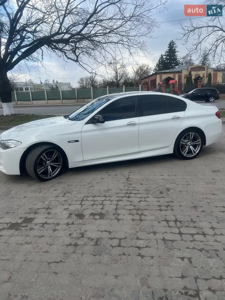 2011 BMW 5er - мініатюра 26