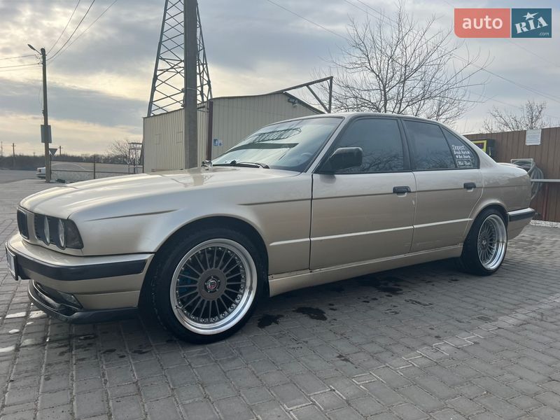 Седан BMW 5 Series 1989 в Овидиополе фото 7 Седан BMW 5 Series 1989 в Овидиополе