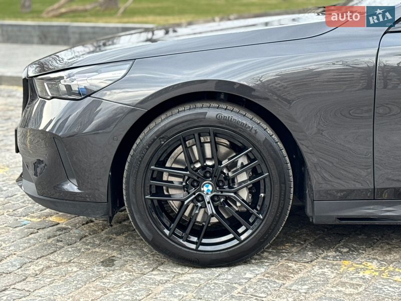 Седан BMW 5 Series 2024 в Харкові