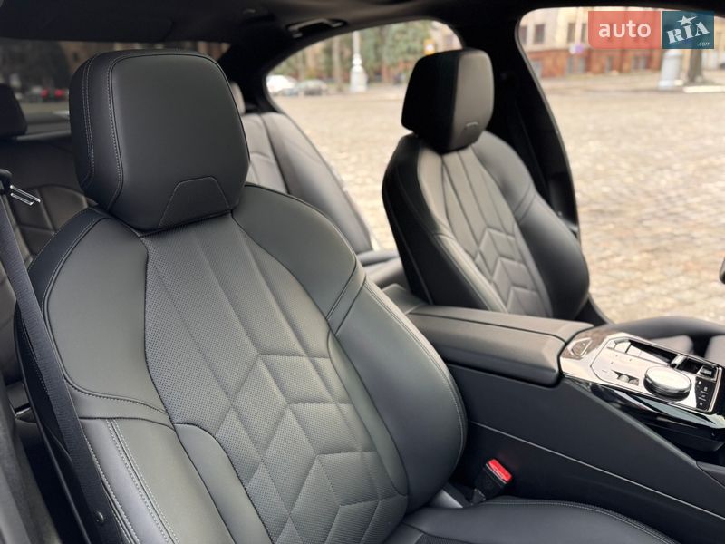 Седан BMW 5 Series 2024 в Харкові