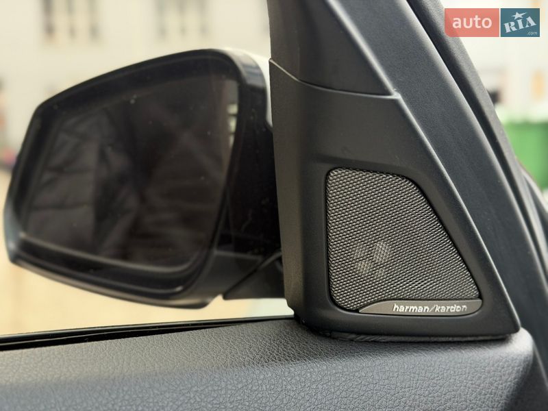 Седан BMW 5 Series 2015 в Житомире