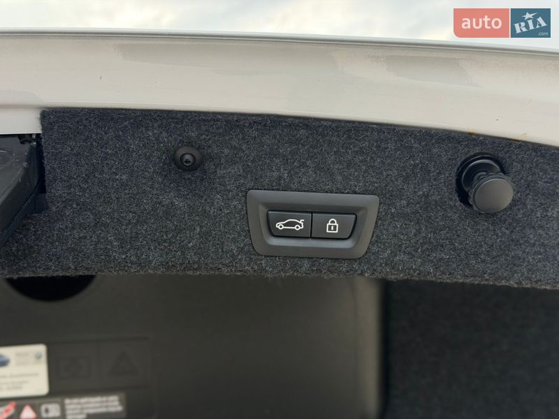 Седан BMW 5 Series 2015 в Житомире