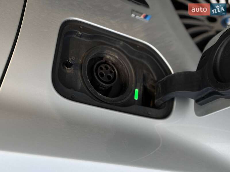 Седан BMW 5 Series 2017 в Львове