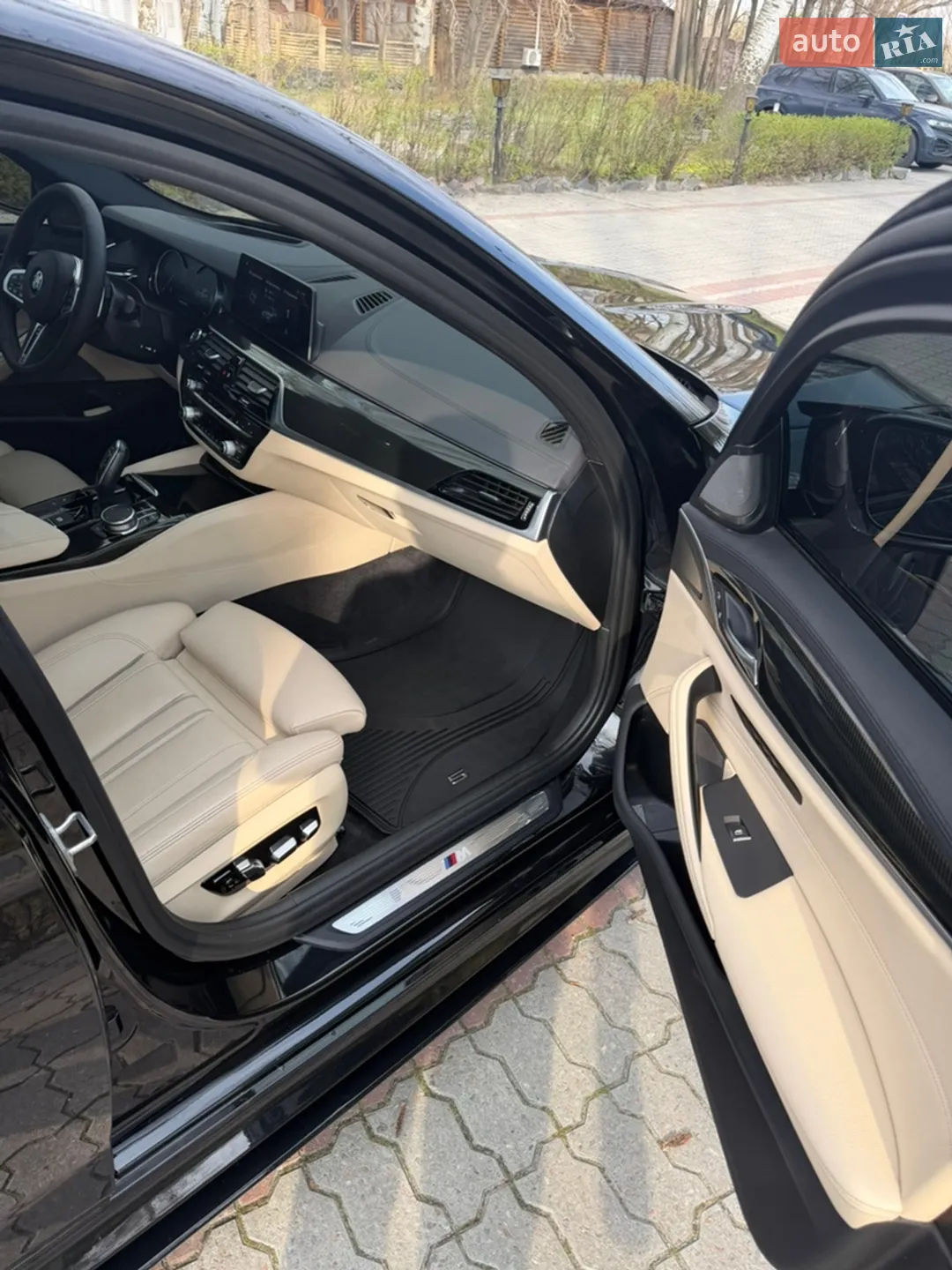 2017 BMW 5er - мініатюра 27