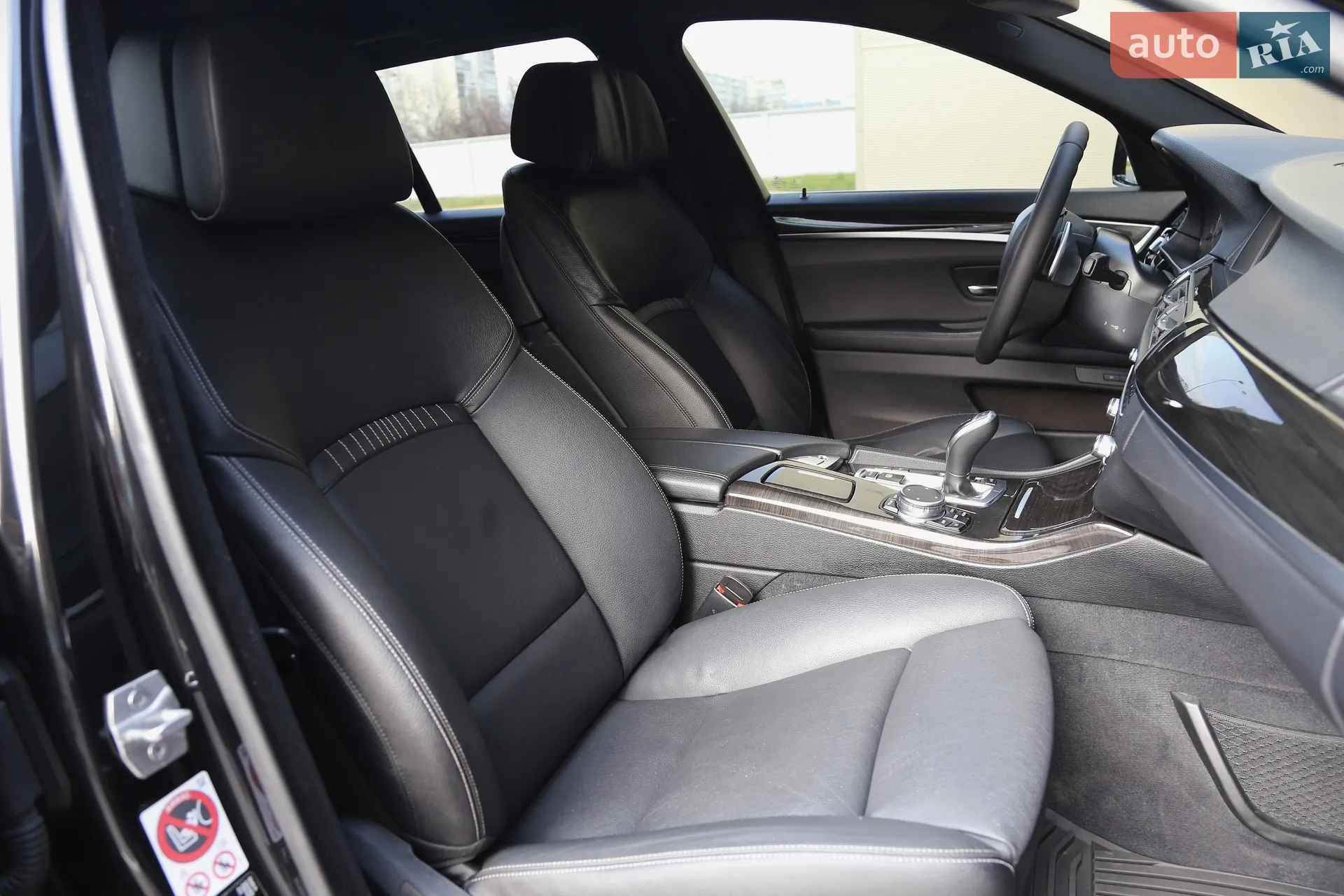 2016 BMW 5er - мініатюра 12