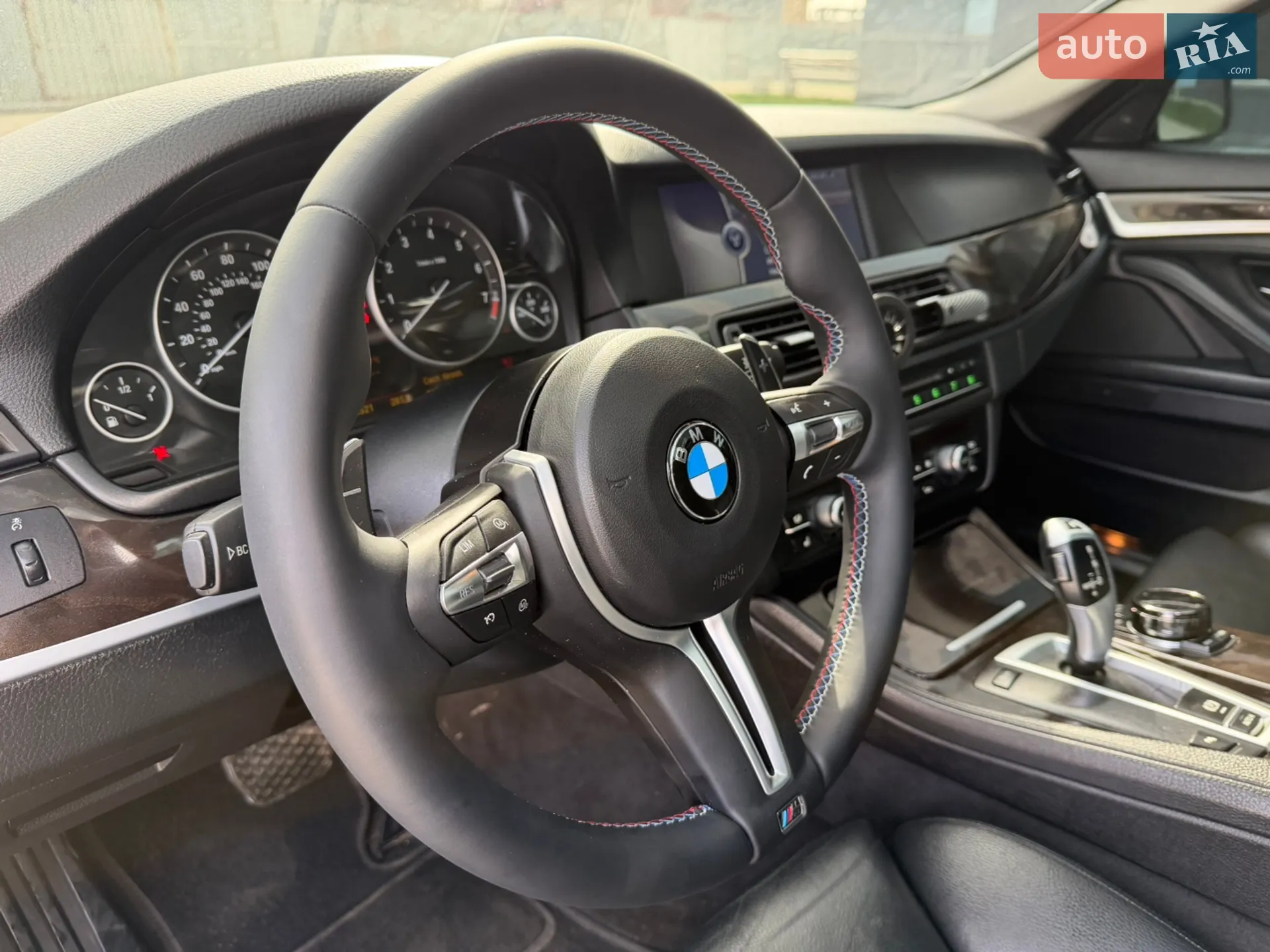 2010 BMW 5er - мініатюра 12