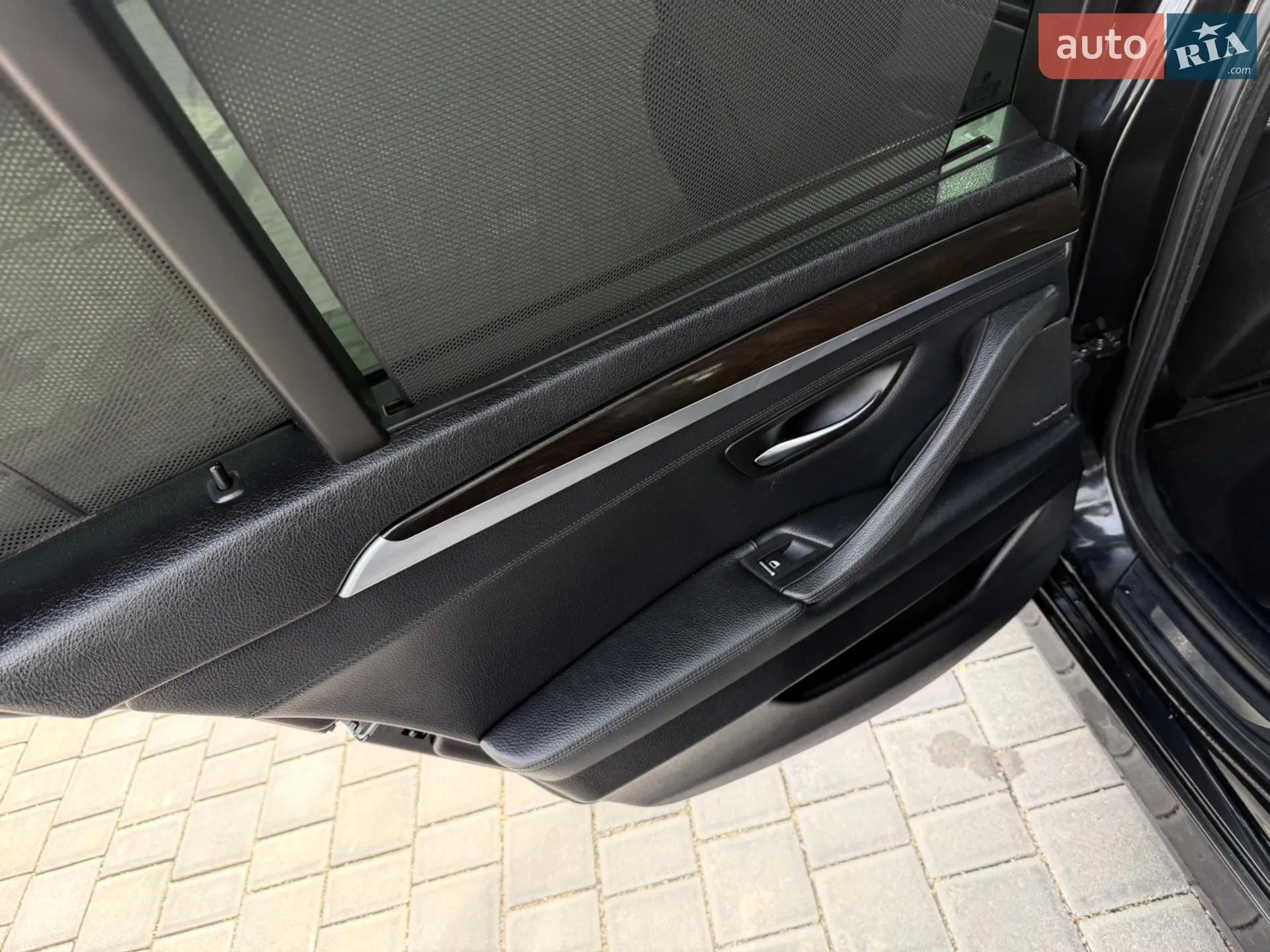2010 BMW 5er - мініатюра 22