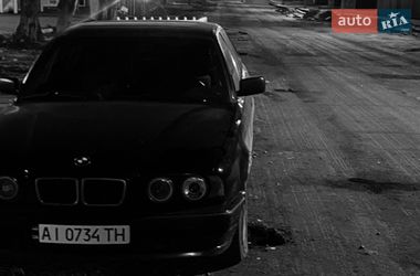 Седан BMW 5 Series 1995 в Бородянці
