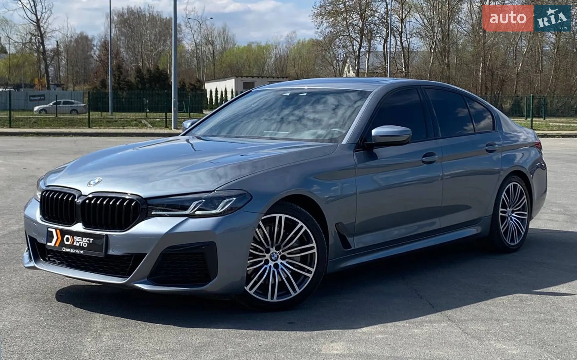 2019 BMW 5er - фото 1