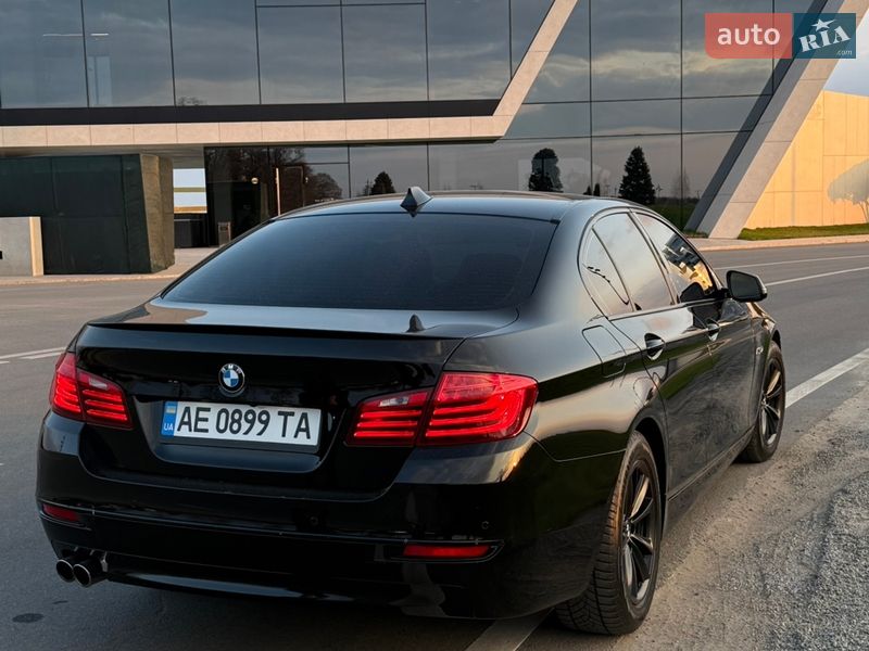Седан BMW 5 Series 2013 в Днепре