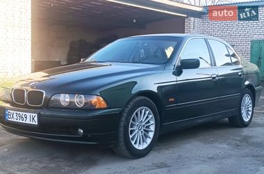 Седан BMW 5 Series 2001 в Полонному