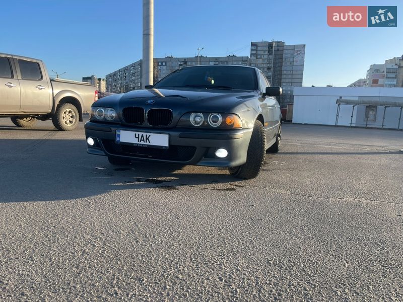 Седан BMW 5 Series 1999 в Харькове