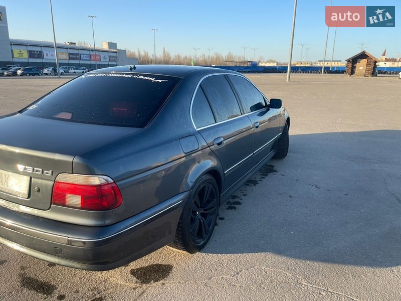 Седан BMW 5 Series 1999 в Харькове