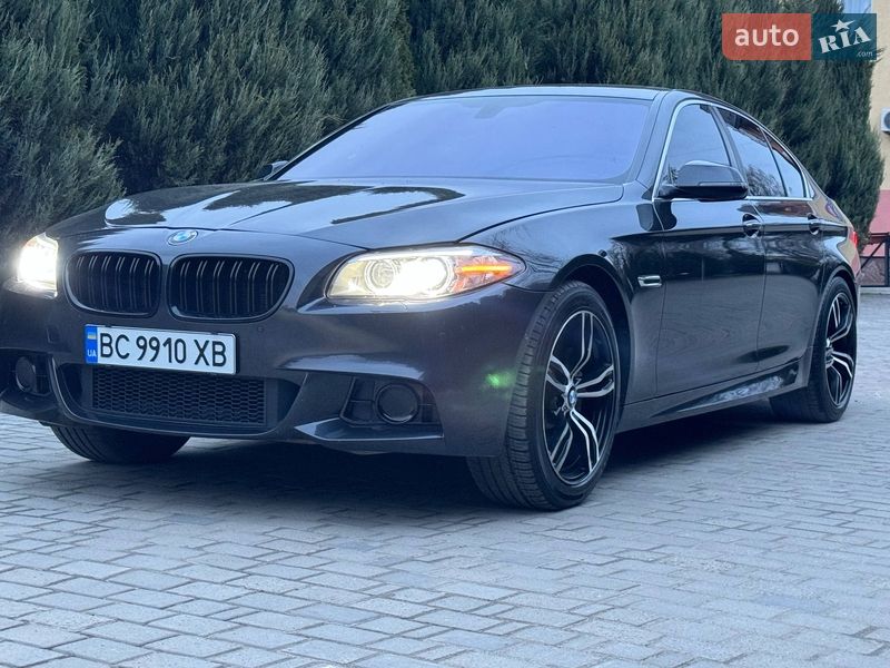 Седан BMW 5 Series 2013 в Самборі