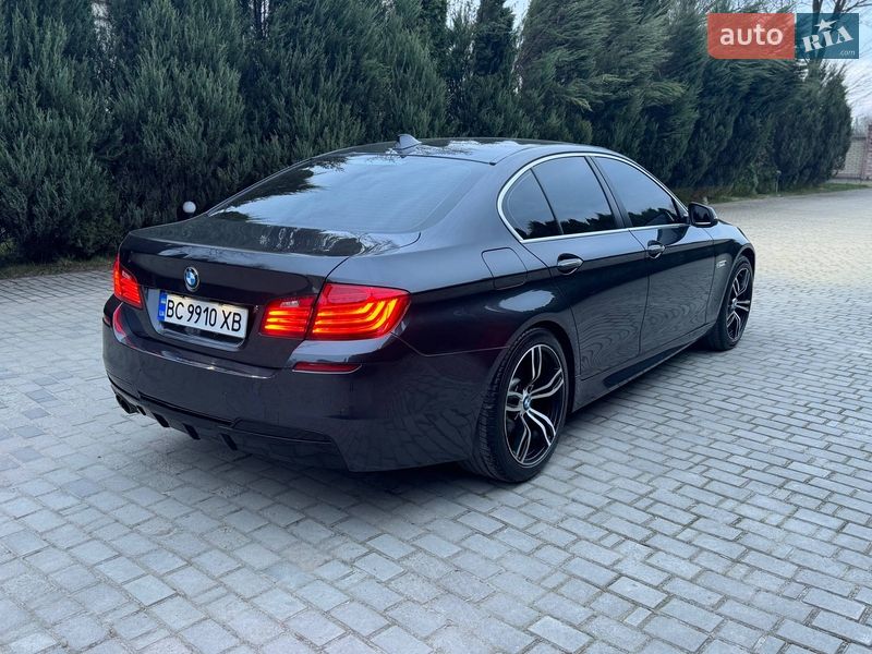 Седан BMW 5 Series 2013 в Самборі