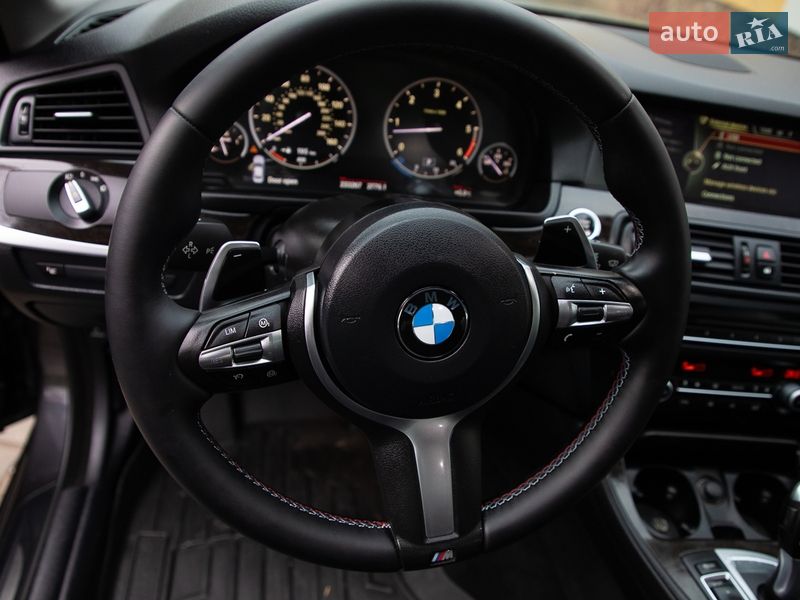 Седан BMW 5 Series 2013 в Самборі