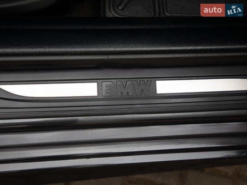 Седан BMW 5 Series 2013 в Самборі