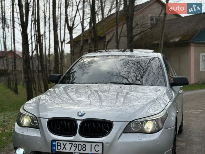 Седан BMW 5 Series 2004 в Чернівцях