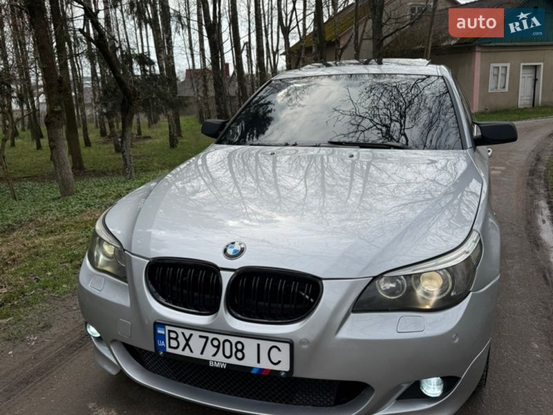 Седан BMW 5 Series 2004 в Чернівцях