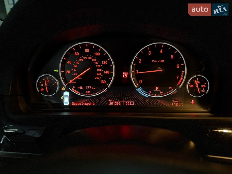 Седан BMW 5 Series 2014 в Черновцах