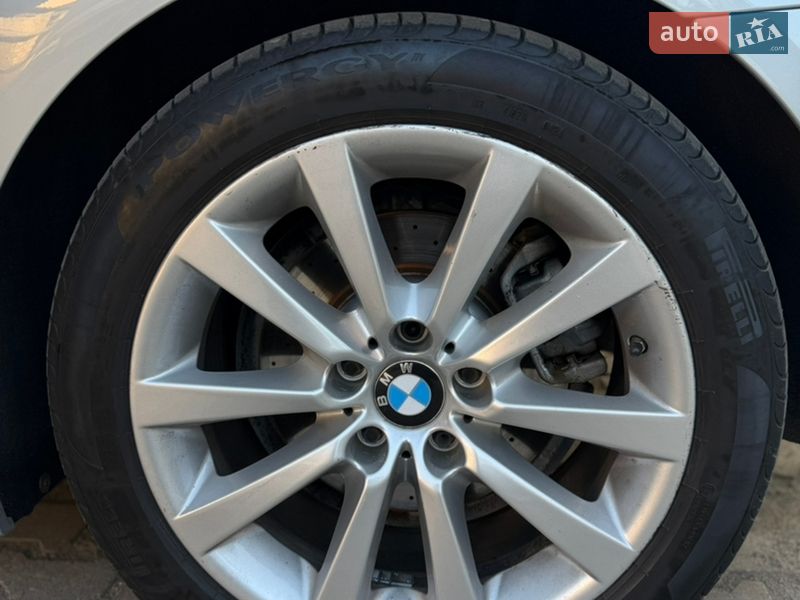Седан BMW 5 Series 2014 в Черновцах