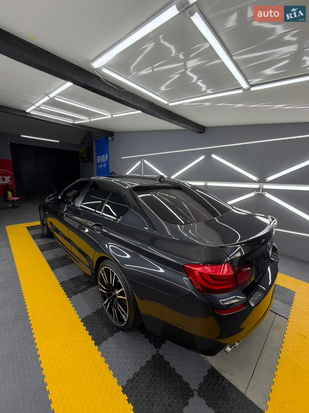 2012 BMW 5er - мініатюра 16