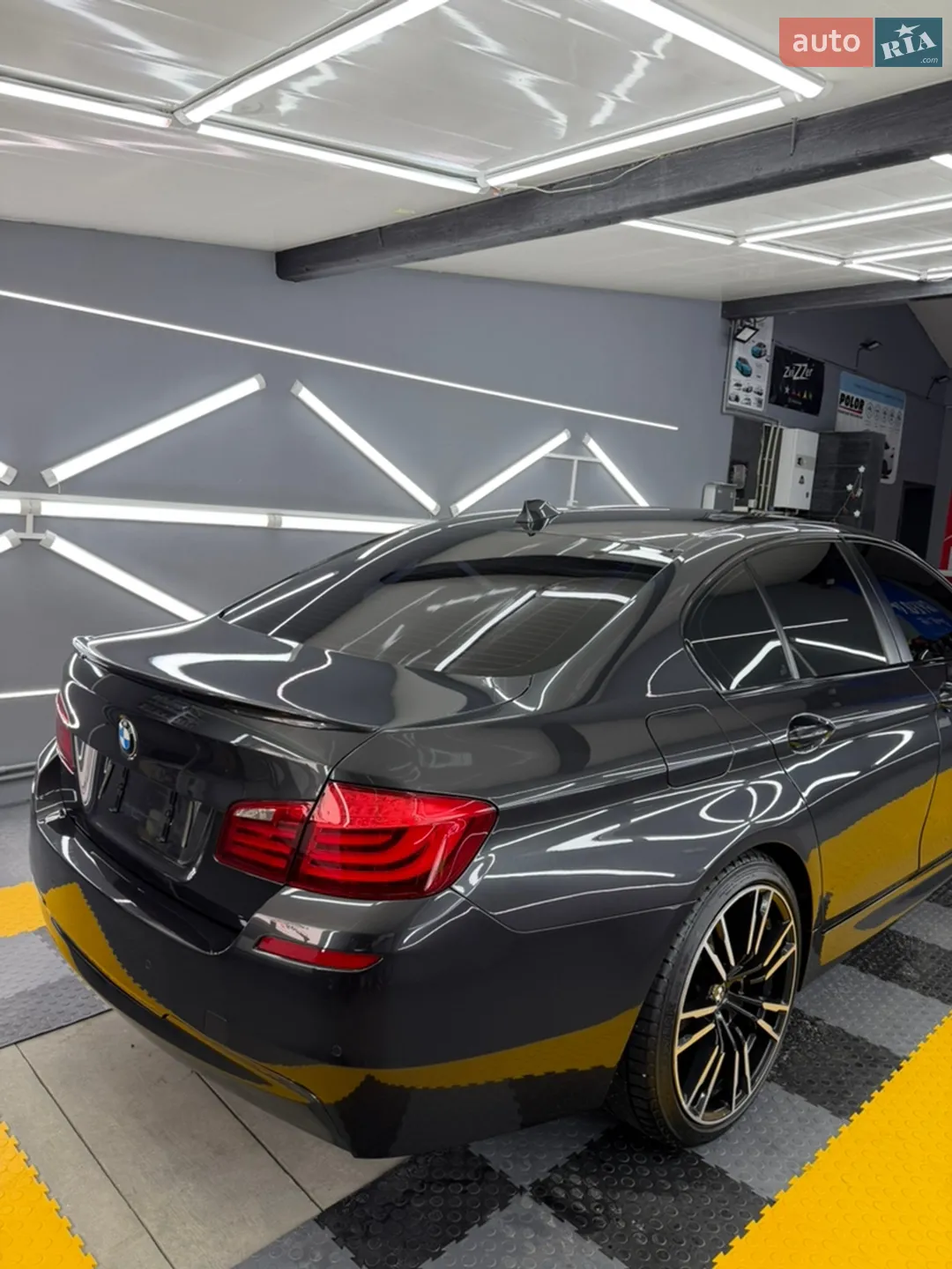 2012 BMW 5er - мініатюра 23