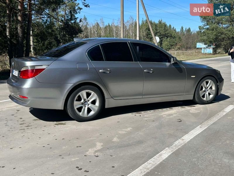 Седан BMW 5 Series 2005 в Славуте