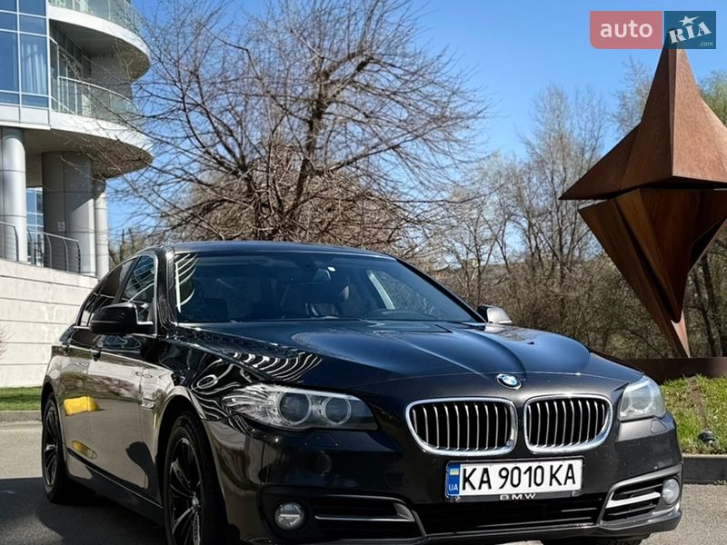 Седан BMW 5 Series 2016 в Киеве