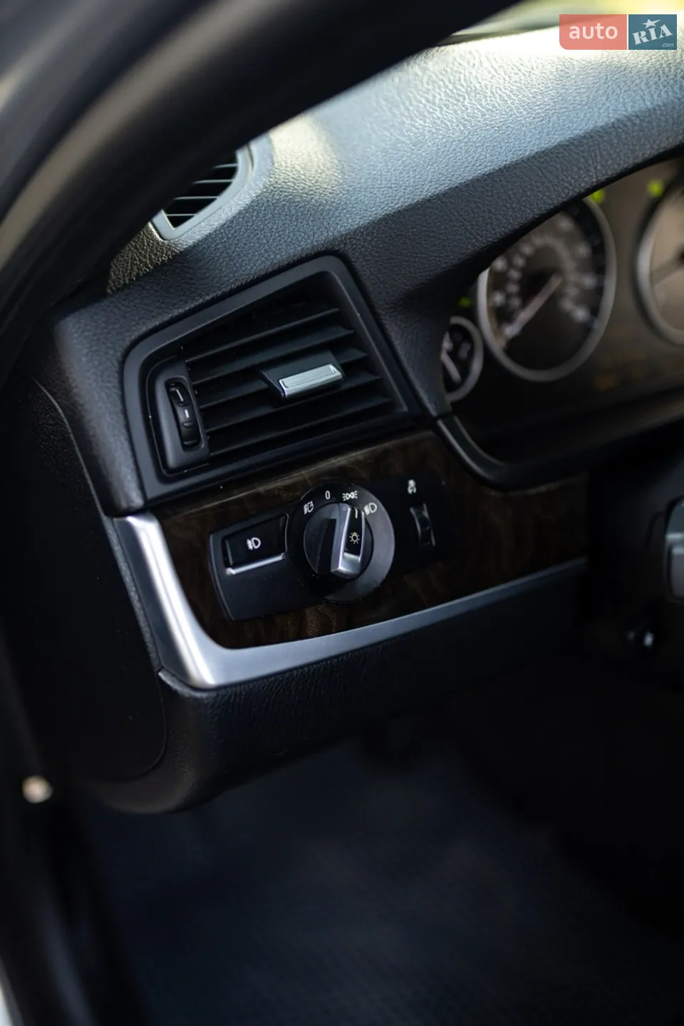 2010 BMW 5er - мініатюра 45