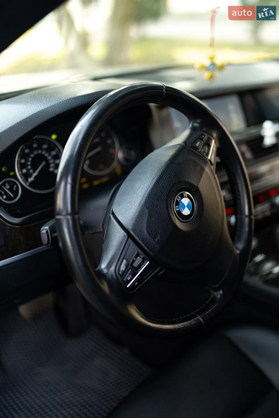 2010 BMW 5er - мініатюра 38