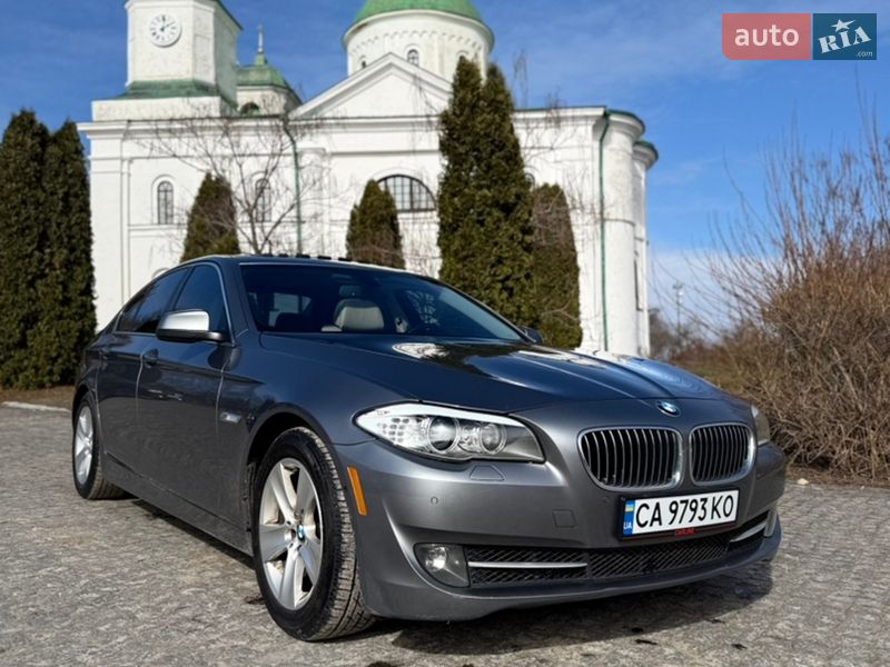 BMW 5 Series 2012 BMW 5 Series 2012