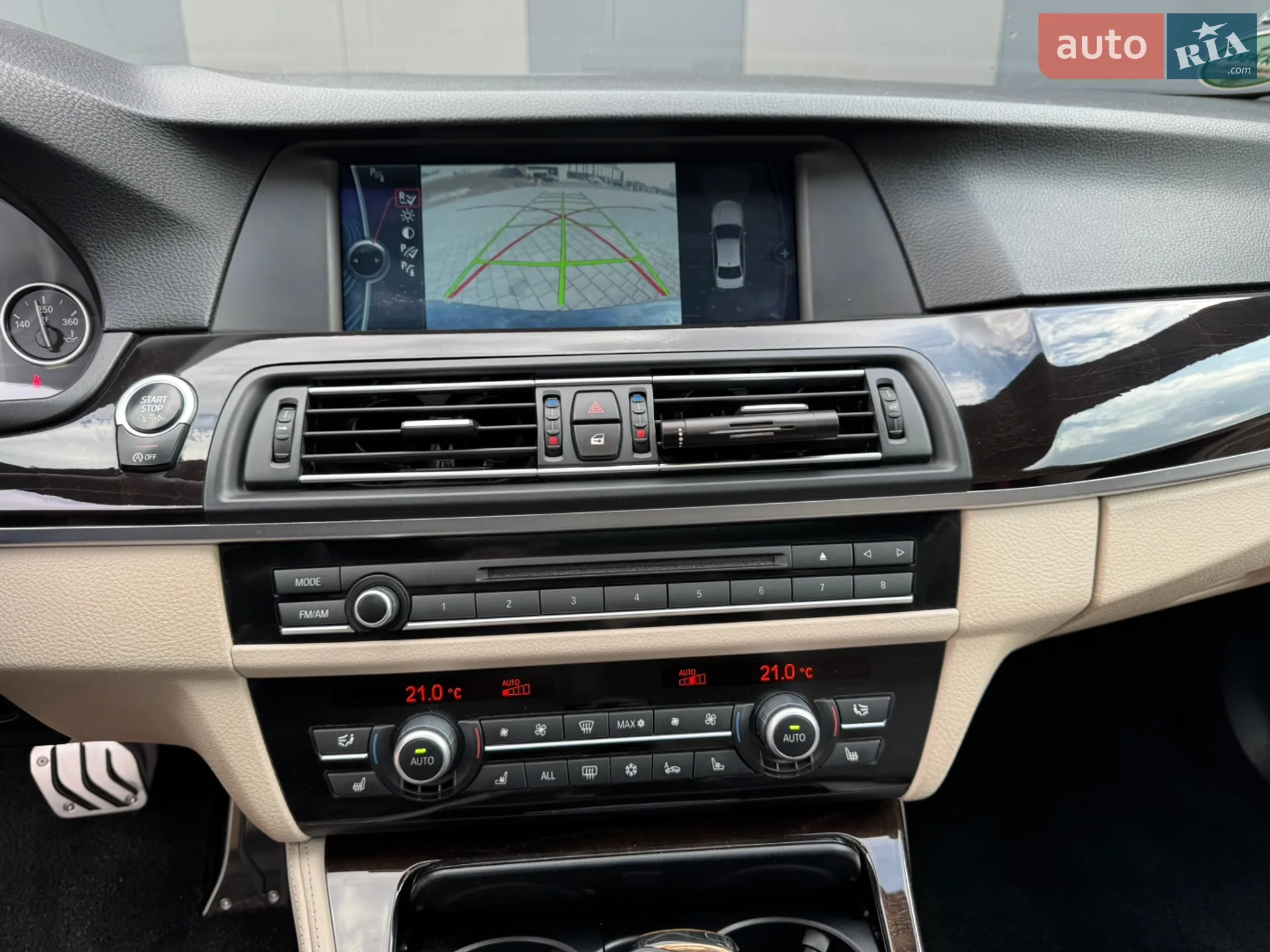 2012 BMW 5er - мініатюра 26