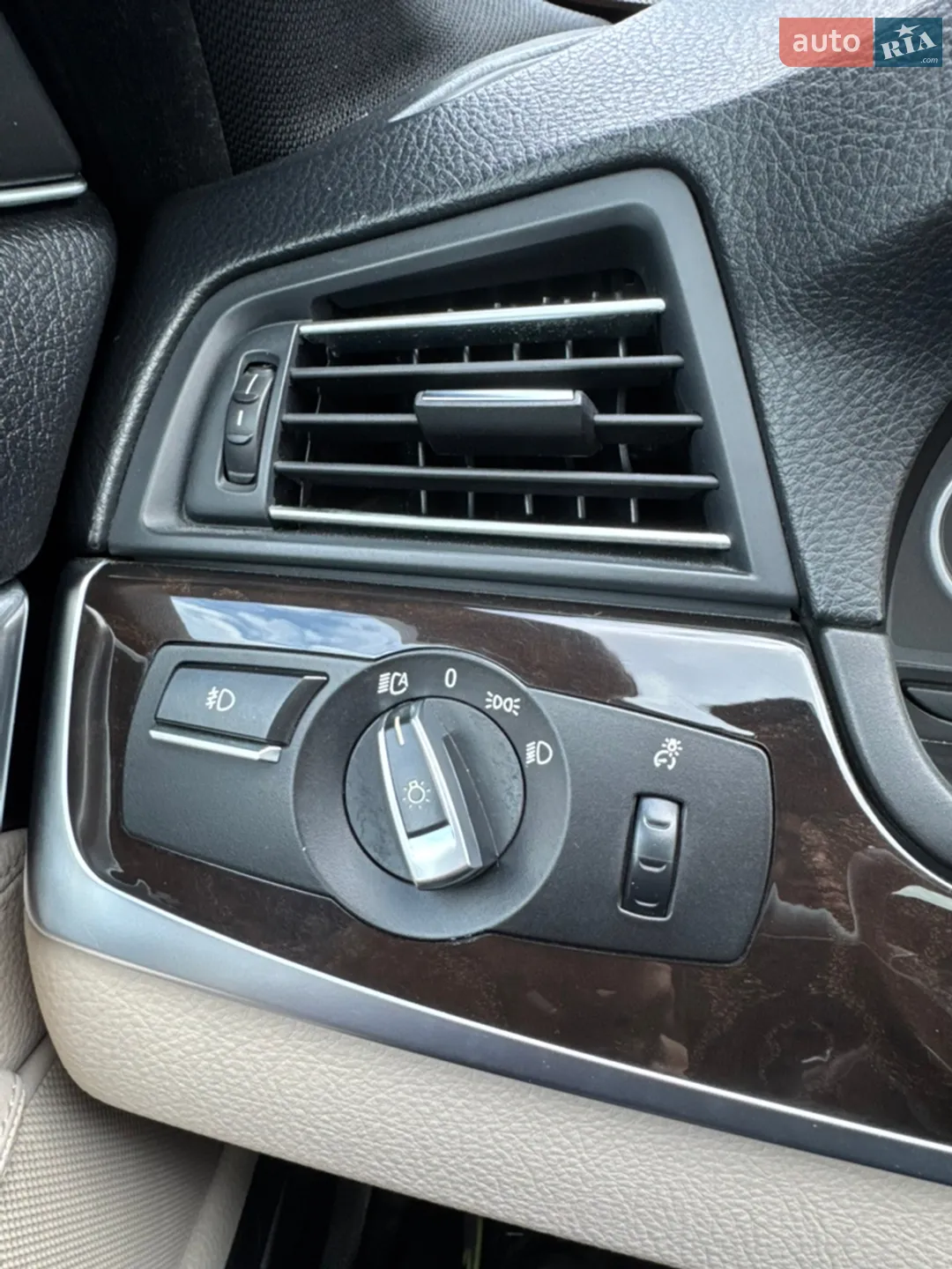 2012 BMW 5er - мініатюра 39