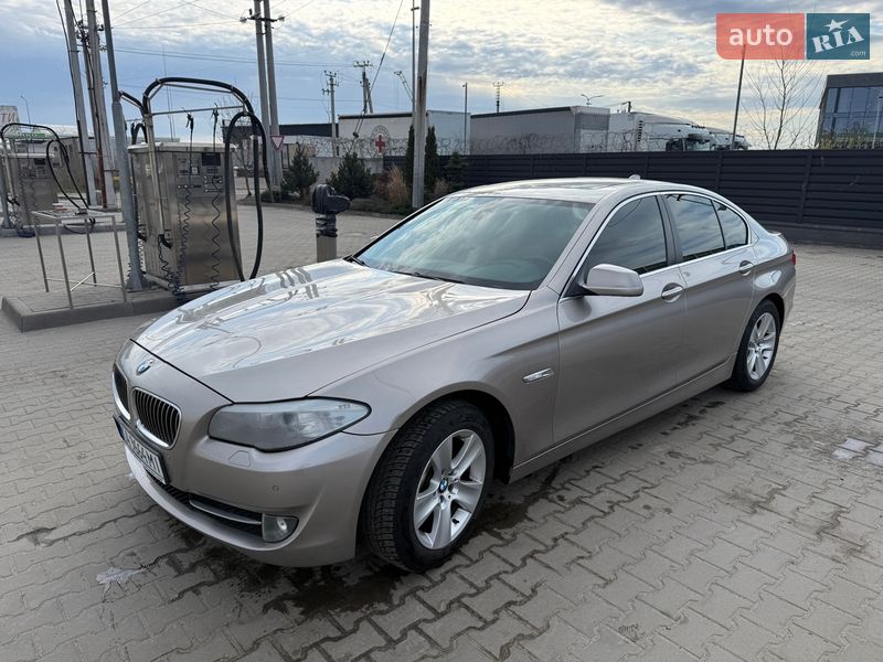 BMW 5 Series 2012