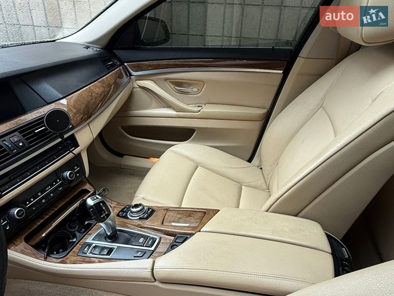 Седан BMW 5 Series 2012 в Києві
