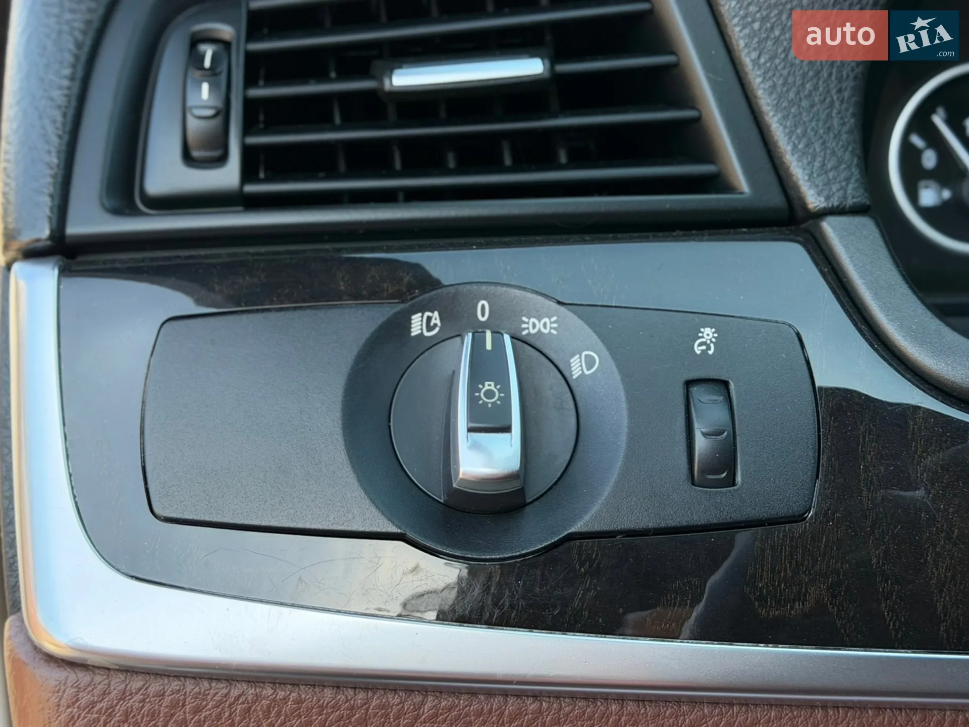 2014 BMW 5er - мініатюра 39