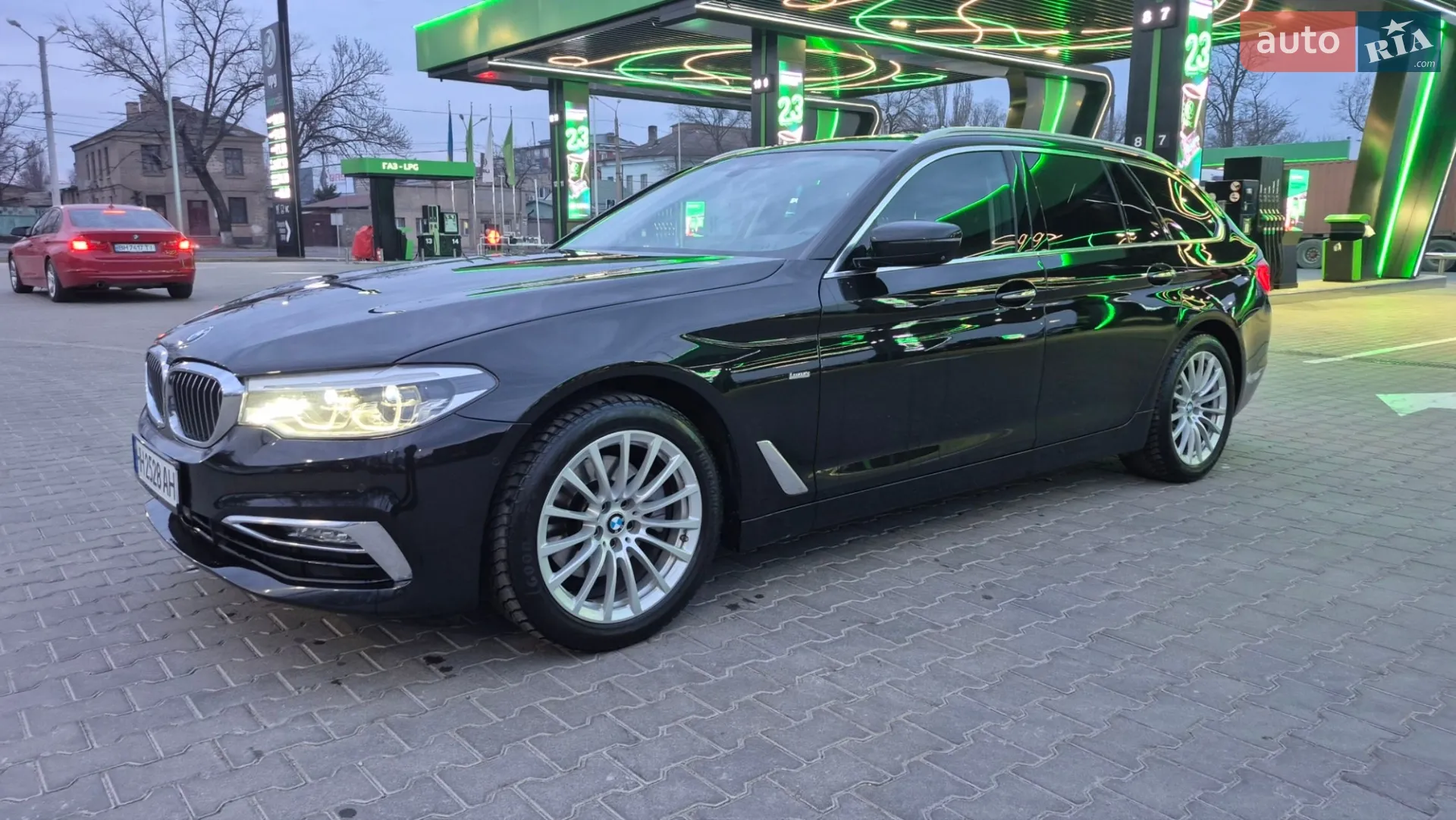 2017 BMW 5er - мініатюра 3