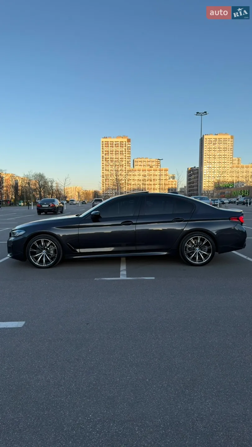 2017 BMW 5er - мініатюра 3