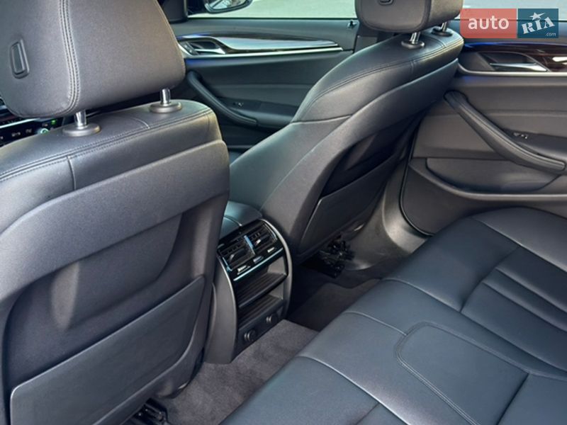 Седан BMW 5 Series 2017 в Києві