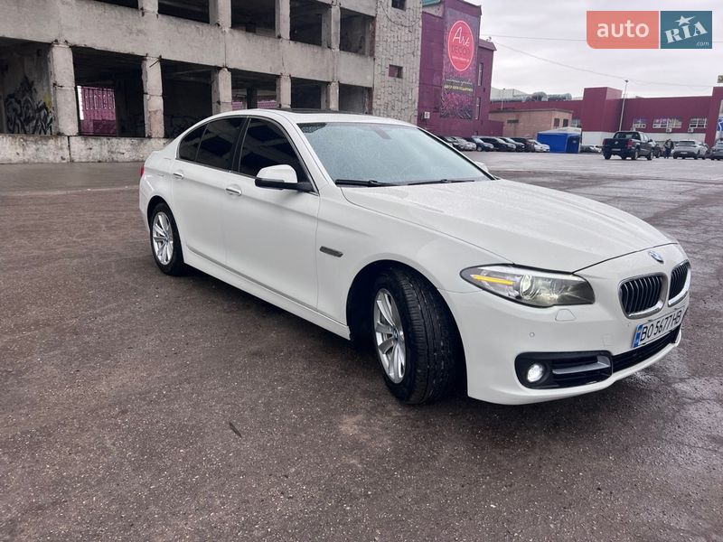 Седан BMW 5 Series 2015 в Тернополі