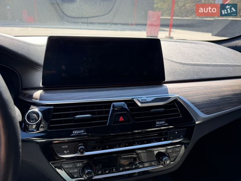 Седан BMW 5 Series 2017 в Києві