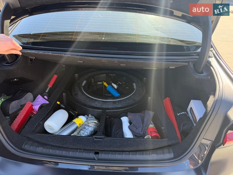 Седан BMW 5 Series 2017 в Києві