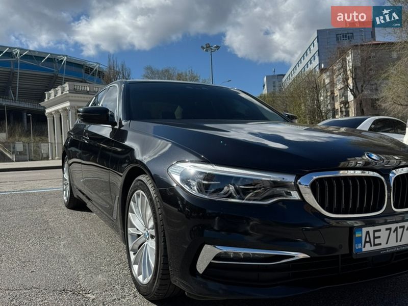 Седан BMW 5 Series 2019 в Дніпрі