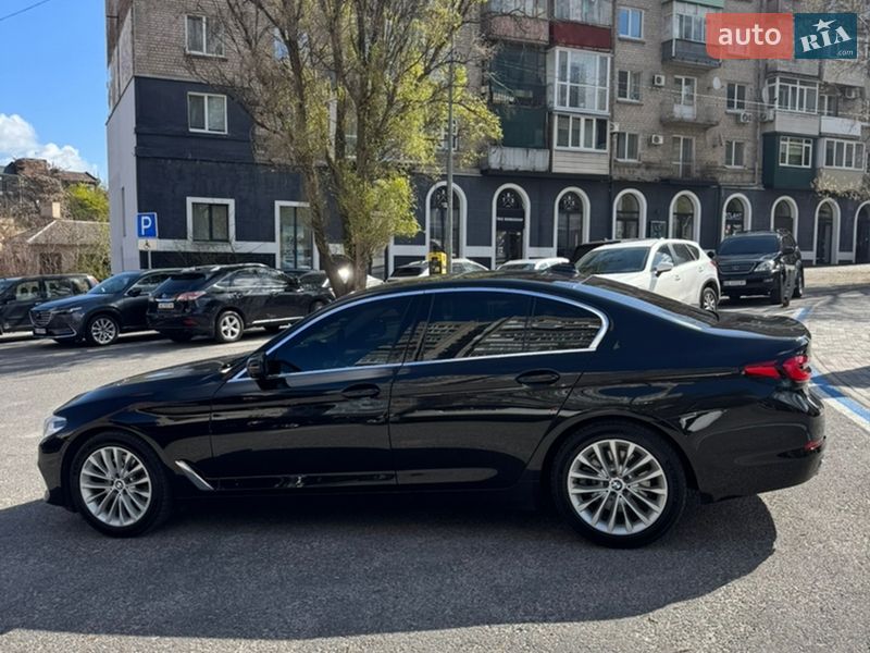 Седан BMW 5 Series 2019 в Дніпрі