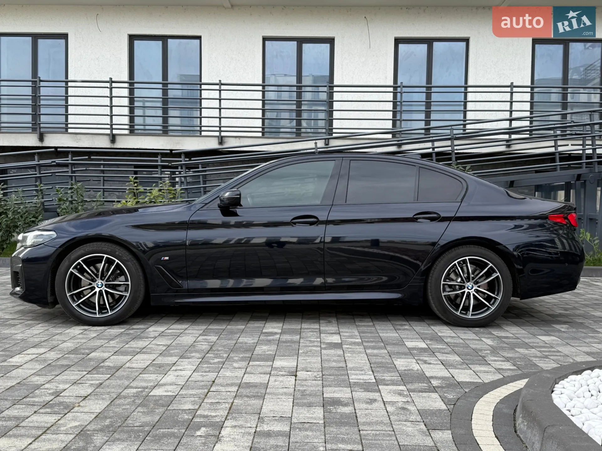 2020 BMW 5er - мініатюра 6